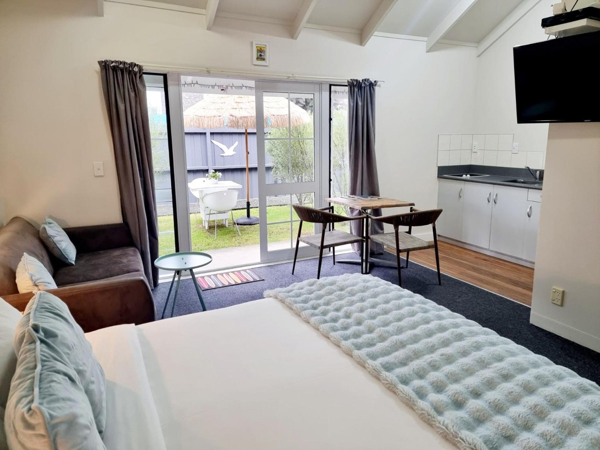 Southpacific Motel Whangamata Esterno foto
