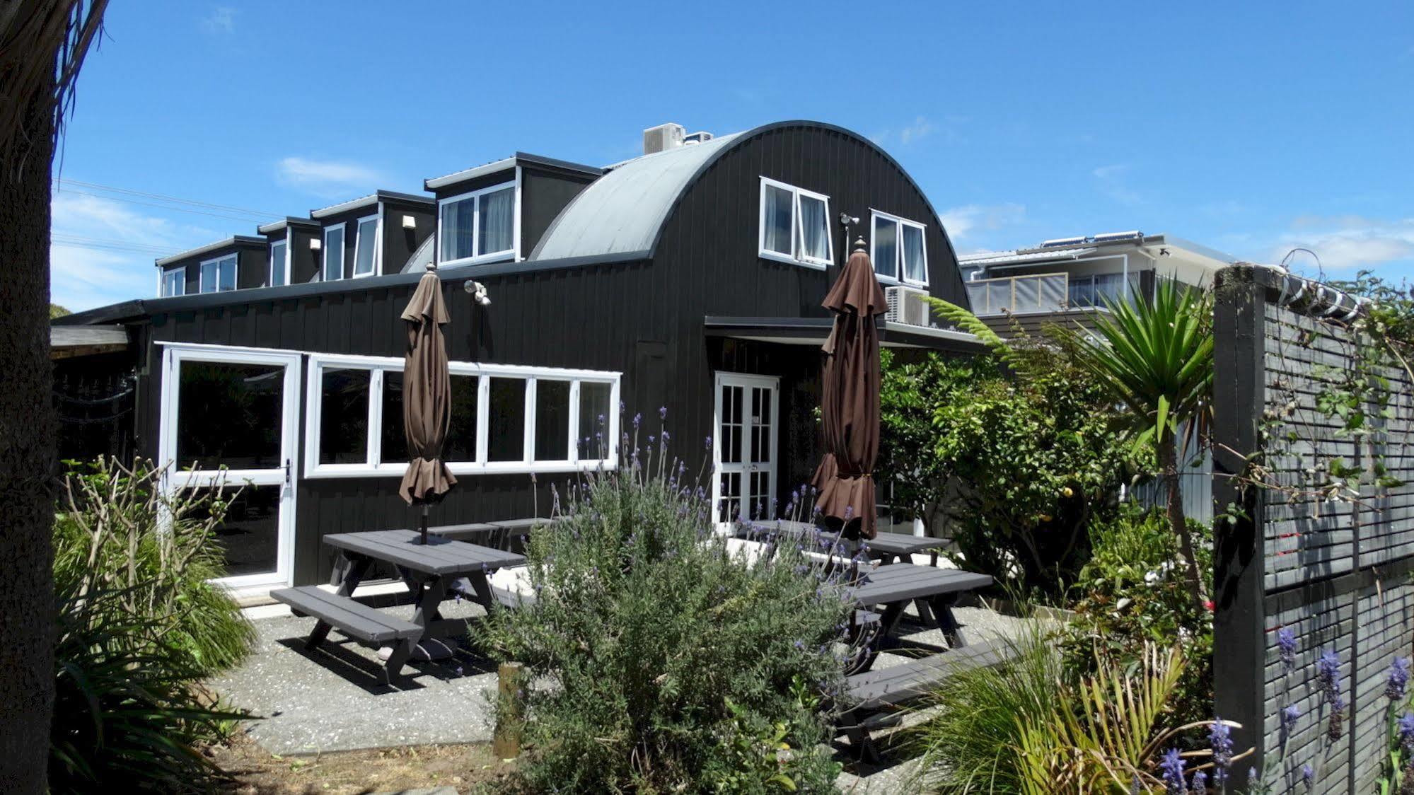 Southpacific Motel Whangamata Esterno foto